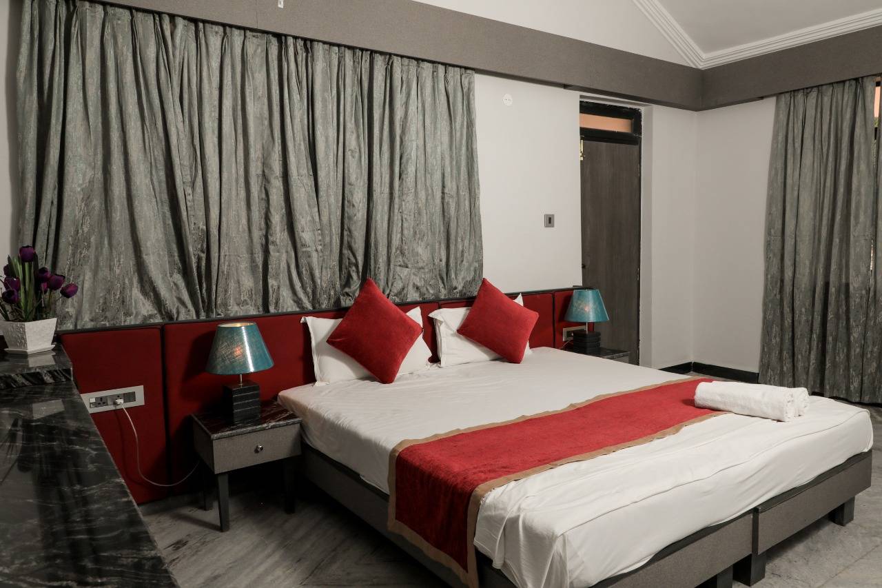 Booking Room